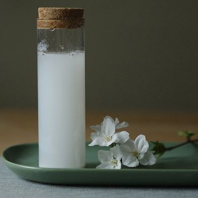 مایع 45% 60% نوع خوراکی دی اکسید تیتانیوم سفید رنگ خوراکی نوع دوغاب